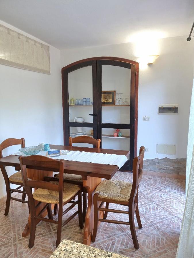 *Appartamento Con Ampia Veranda Vicino Al Mare * Porto San Paolo  Eksteriør bilde